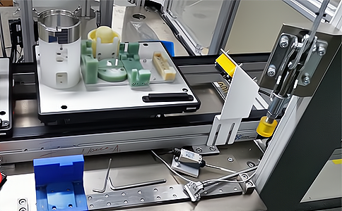 RFID應(yīng)用于智能產(chǎn)線工業(yè)自動(dòng)化 RFID應(yīng)用于智能產(chǎn)線工業(yè)自動(dòng)化